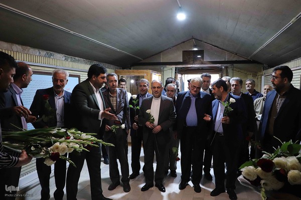 گلباران مزار استاد شهریار