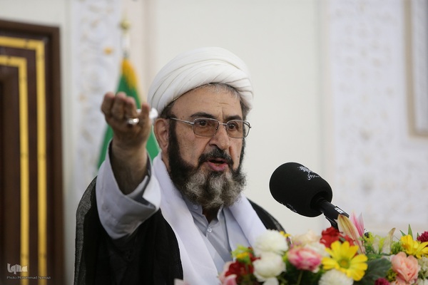 علی بهجت فرزند آیت الله محمد تقی بهجت