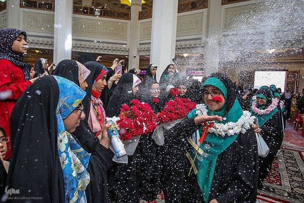 تجلیل از ۴۷۰ حافظ قرآن همراه با گرامیداشت شهدای قرآنی فارس