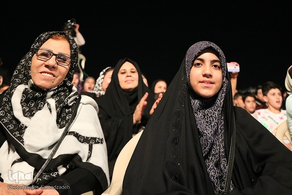 جشن میلاد پیامبر مهربانی‌ها در اصفهان