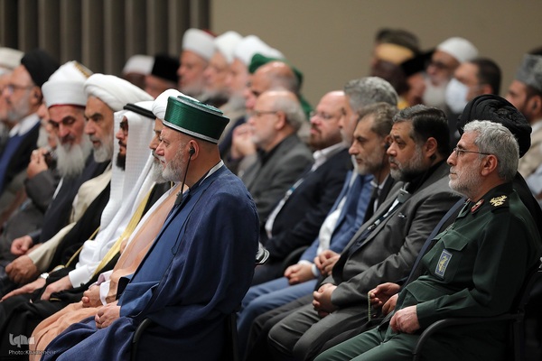 دیدار مسئولان نظام، سفرای کشور‌های اسلامی و میهمانان کنفرانس وحدت