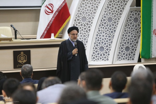 برپایی محفل قرآنی به مناسبت هفته وقف