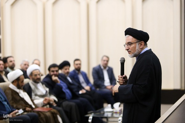 برپایی محفل قرآنی به مناسبت هفته وقف