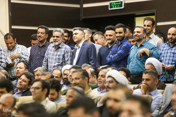 برپایی محفل قرآنی به مناسبت هفته وقف