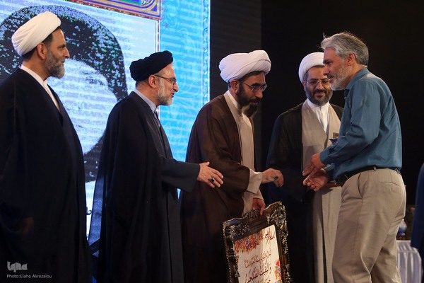 مراسم تجلیل از واقفان برتر