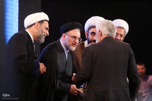 مراسم تجلیل از واقفان برتر