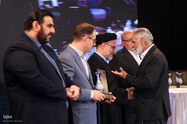 مراسم تجلیل از واقفان برتر