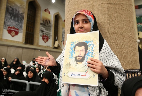 دیدار پیشکسوتان و فعالان دفاع مقدس و مقاومت با رهبر انقلاب