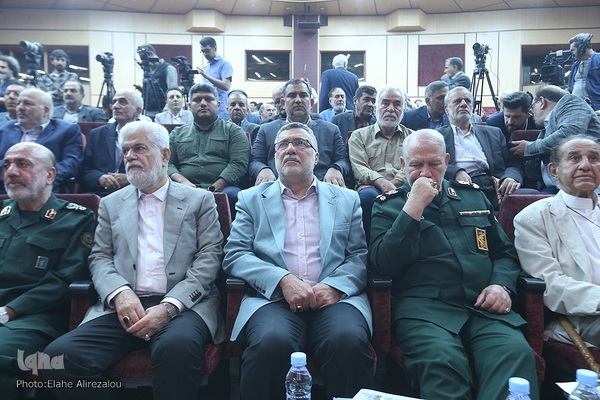 یادبود حضور ایثارگرانه جامعه پزشکی در دفاع مقدس