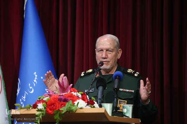 یادبود حضور ایثارگرانه جامعه پزشکی در دفاع مقدس