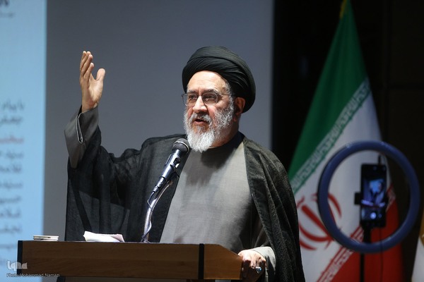 سیدمصطفی محقق داماد در مراسم رونمایی از کتاب‌های «اندیشه‌های فلسفی ابن‌سینا» و «حکمت صدرایی در جهان اسلام»