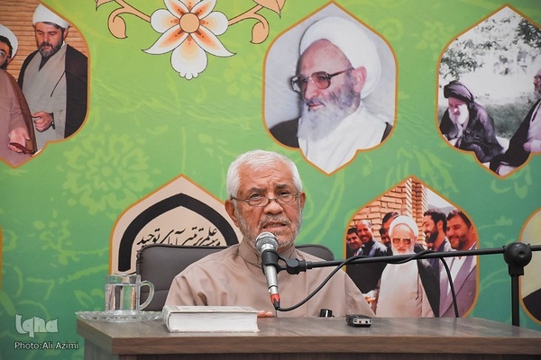 همایش بزرگداشت علامه حسن‌زاده آملی (ره) در اصفهان