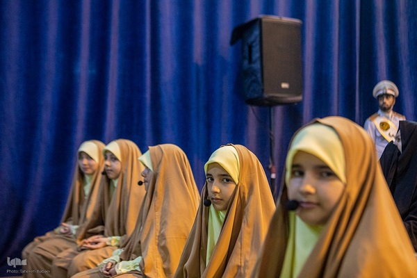 مراسم سراسری مهمانی لاله‌ها