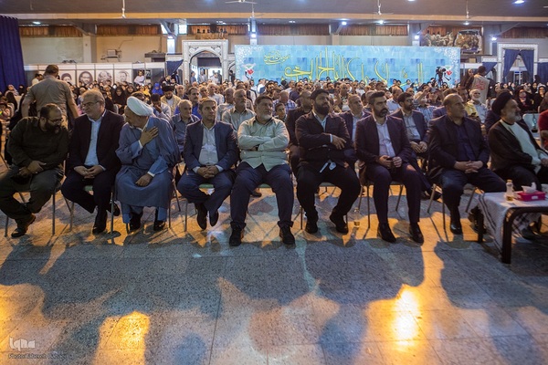 مراسم سراسری مهمانی لاله‌ها