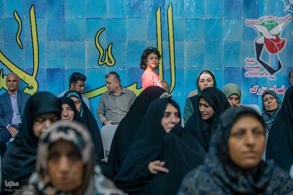 مراسم سراسری مهمانی لاله‌ها