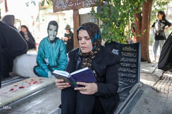 مراسم سراسری مهمانی لاله‌ها