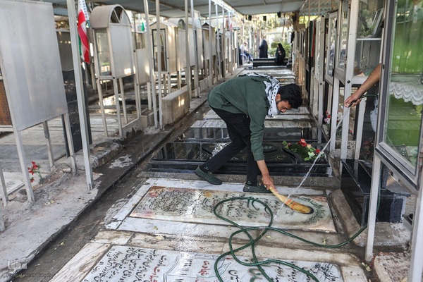 مراسم سراسری مهمانی لاله‌ها