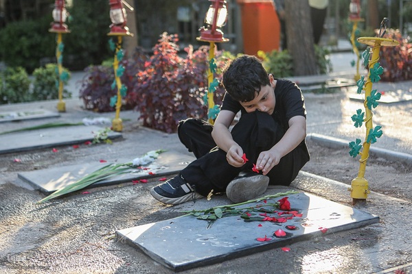 مراسم سراسری مهمانی لاله‌ها