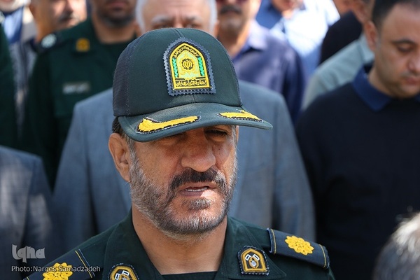 آیین تشییع و خاکسپاری پیکر مادر شهید خرازی