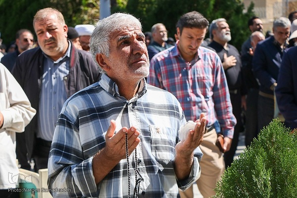 آیین تشییع و خاکسپاری پیکر مادر شهید خرازی