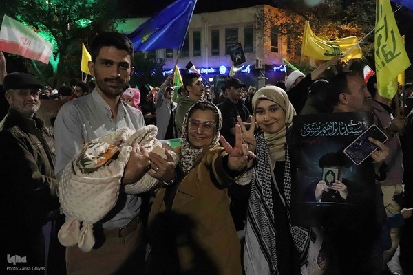 شادمانی مردم تبریز از عملیات «وعده صادق ۲»