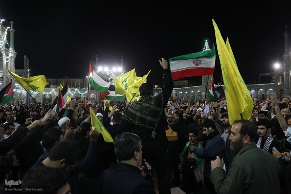 شادمانی مردم قم از عملیات «وعده صادق ۲»
