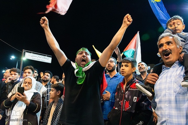 شادمانی مردم اصفهان از عملیات «وعده صادق ۲»