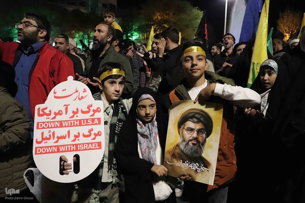 شادمانی مردم تبریز از عملیات «وعده صادق ۲»