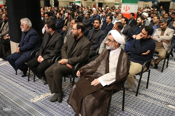 دیدار جمعی از نخبگان، استعدادهای برتر علمی و رتبه‌های برتر کنکور با رهبر انقلاب
