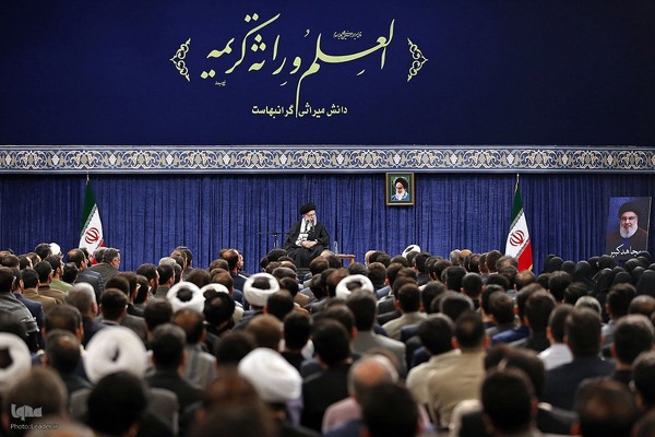 دیدار جمعی از نخبگان، استعدادهای برتر علمی و رتبه‌های برتر کنکور با رهبر انقلاب
