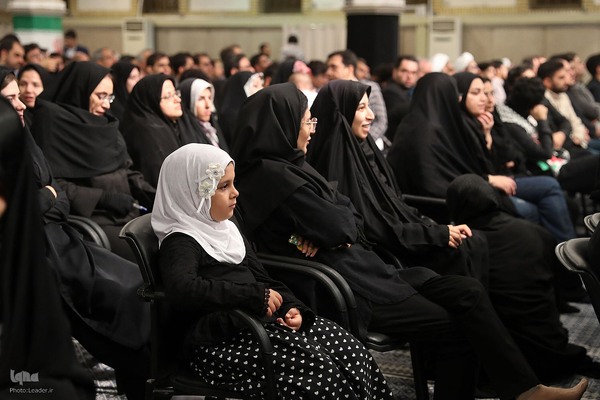 دیدار جمعی از نخبگان، استعدادهای برتر علمی و رتبه‌های برتر کنکور با رهبر انقلاب