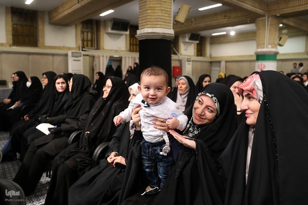 دیدار جمعی از نخبگان، استعدادهای برتر علمی و رتبه‌های برتر کنکور با رهبر انقلاب