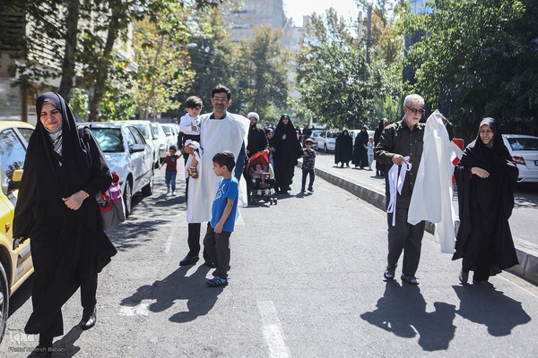 حضور پرشور مردم در نماز جمعه تهران