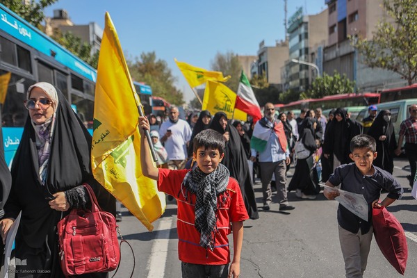 حضور پرشور مردم در نماز جمعه تهران