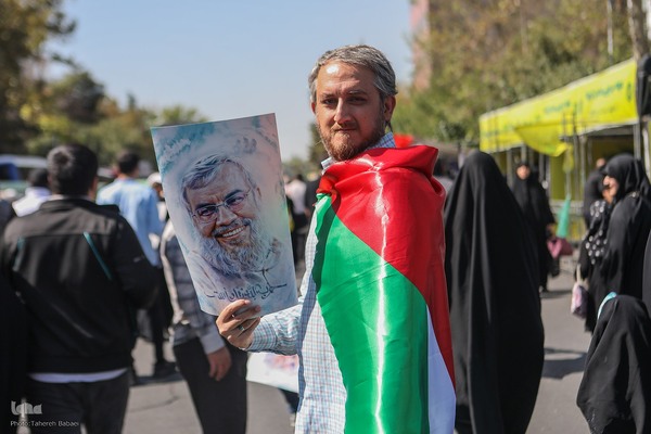 حضور پرشور مردم در نماز جمعه تهران