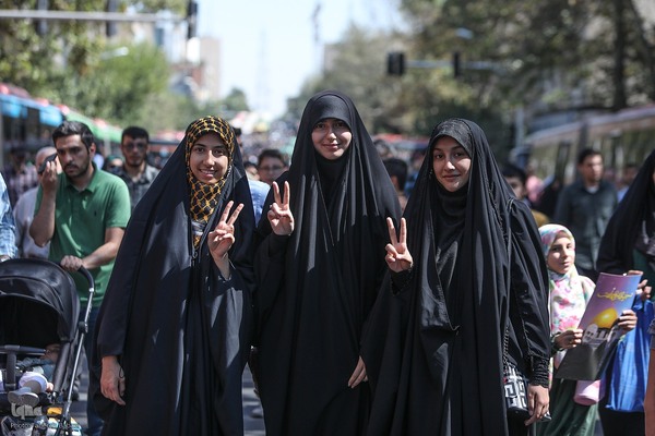 حضور پرشور مردم در نماز جمعه تهران