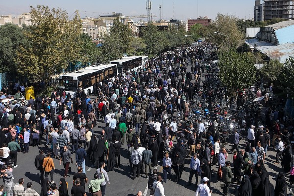 حضور پرشور مردم در نماز جمعه تهران