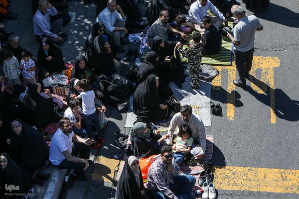 حضور پرشور مردم در نماز جمعه تهران