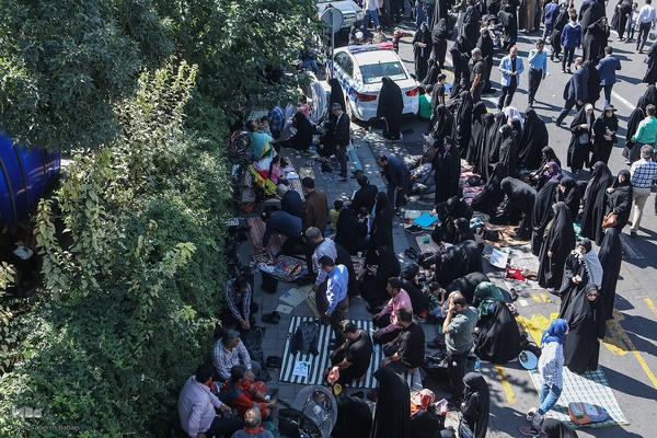 حضور پرشور مردم در نماز جمعه تهران