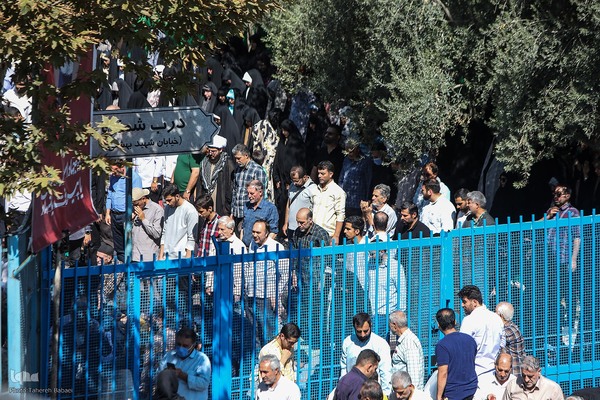 حضور پرشور مردم در نماز جمعه تهران