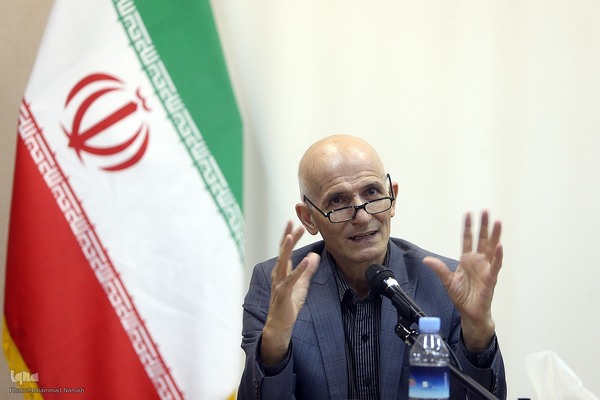 مقصود فراستخواه در نشست گفتمان وفاق؛ دولت و جامعه در ایران