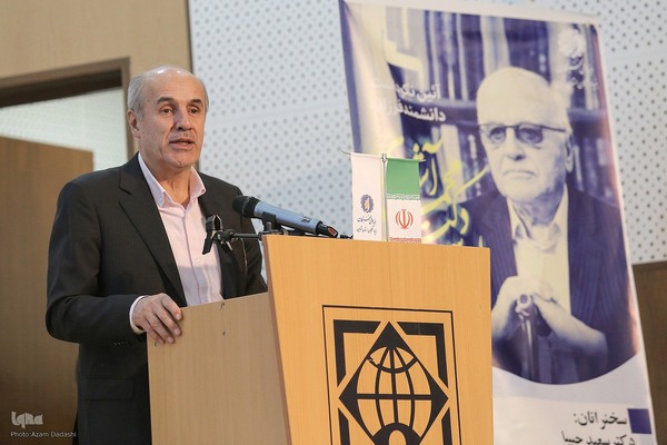 نکوداشت محمد آشوری در قزوین