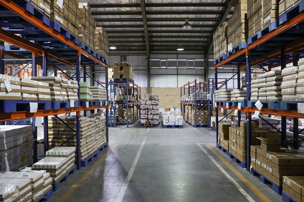 ارسال محموله دارویی آستان قدس رضوی به لبنان