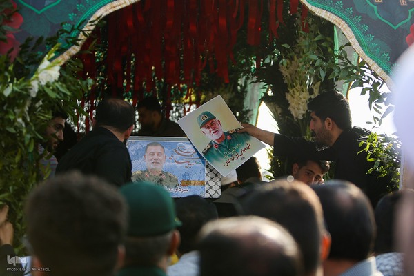 مراسم تشییع سرلشکر شهید نیلفروشان