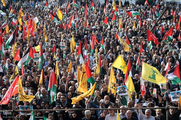 مراسم تشییع سرلشکر شهید نیلفروشان