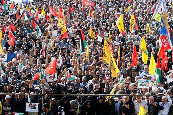 مراسم تشییع سرلشکر شهید نیلفروشان