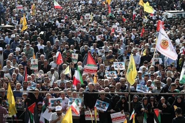 مراسم تشییع سرلشکر شهید نیلفروشان