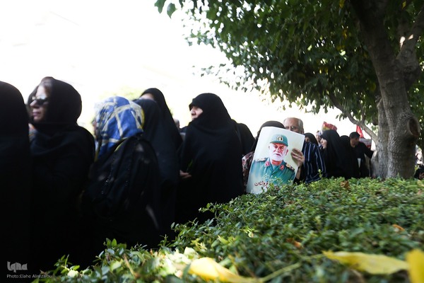 مراسم تشییع سرلشکر شهید نیلفروشان