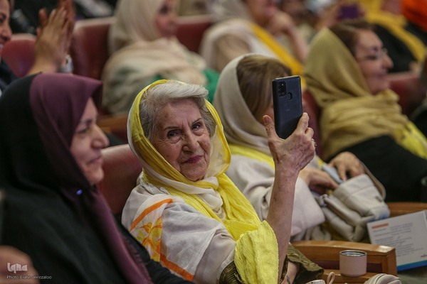 ویژه برنامه هفته ملی سلامت با حضور 1500 سالمند در برج میلاد