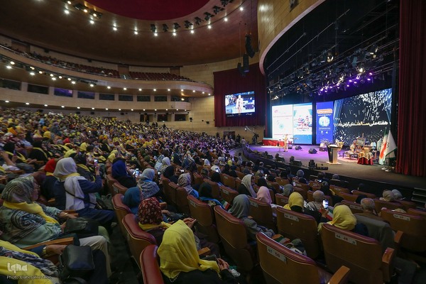 ویژه برنامه هفته ملی سلامت با حضور 1500 سالمند در برج میلاد